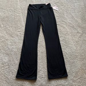 Victoria’s Secret flare leggings